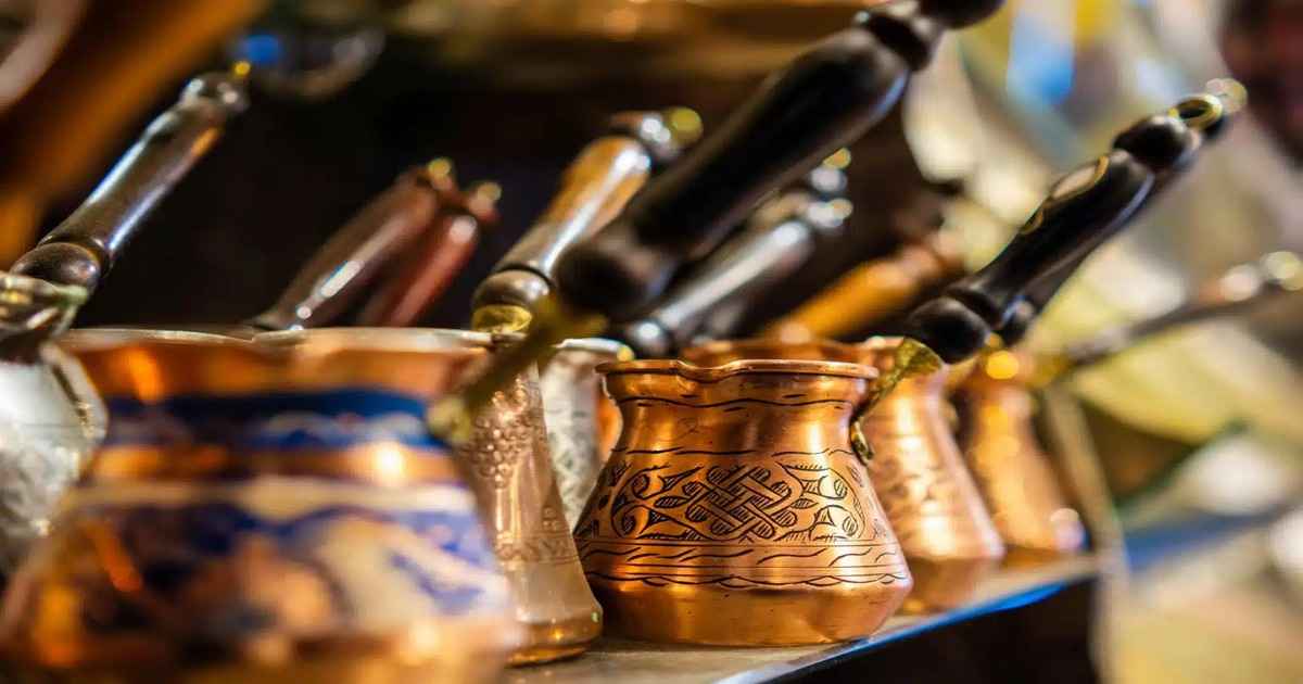 یکی از اصیلترین و معروف ترین صنایع دستی اصفهان، مسگری است.